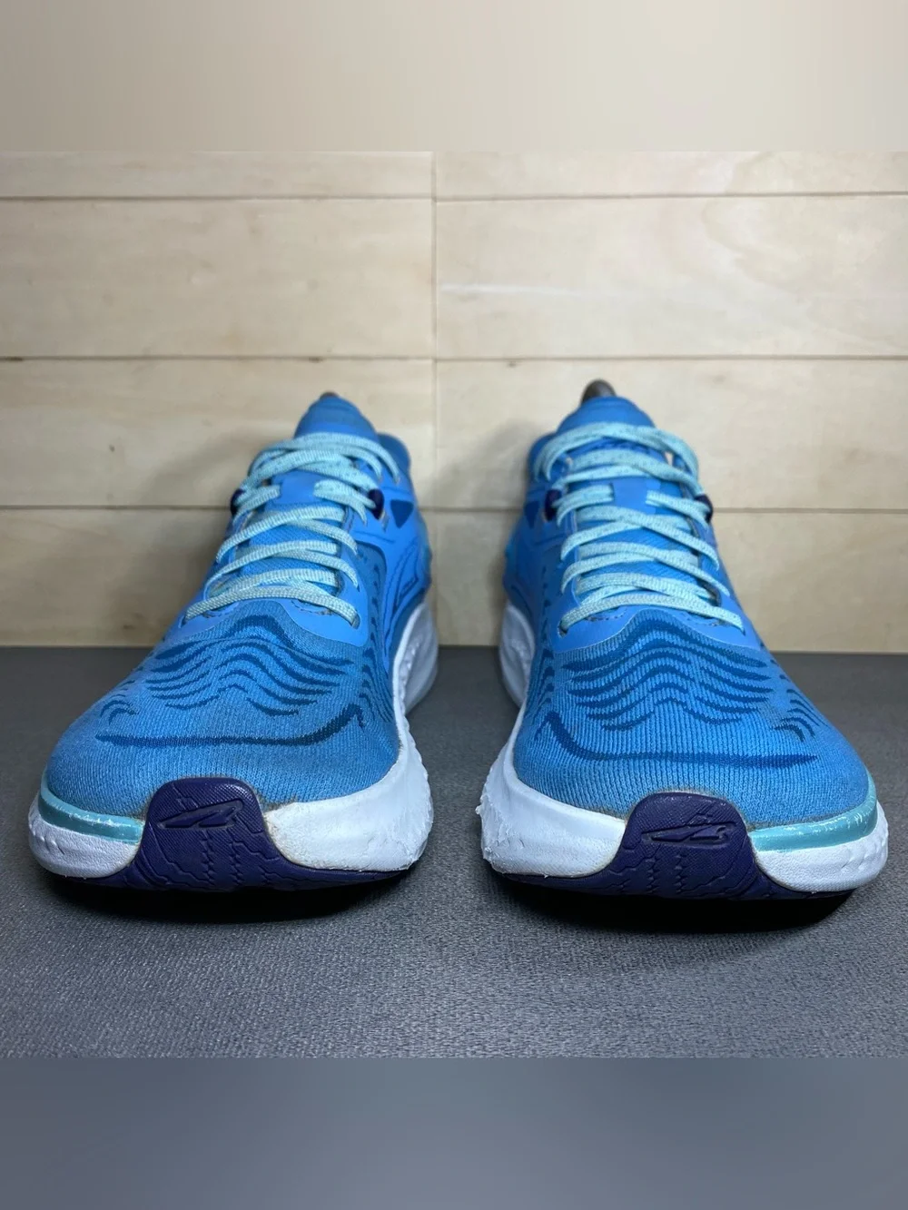 Altra Torin 7 Blue White Women's Size 8 Running Shoes Sneakers EgoMax